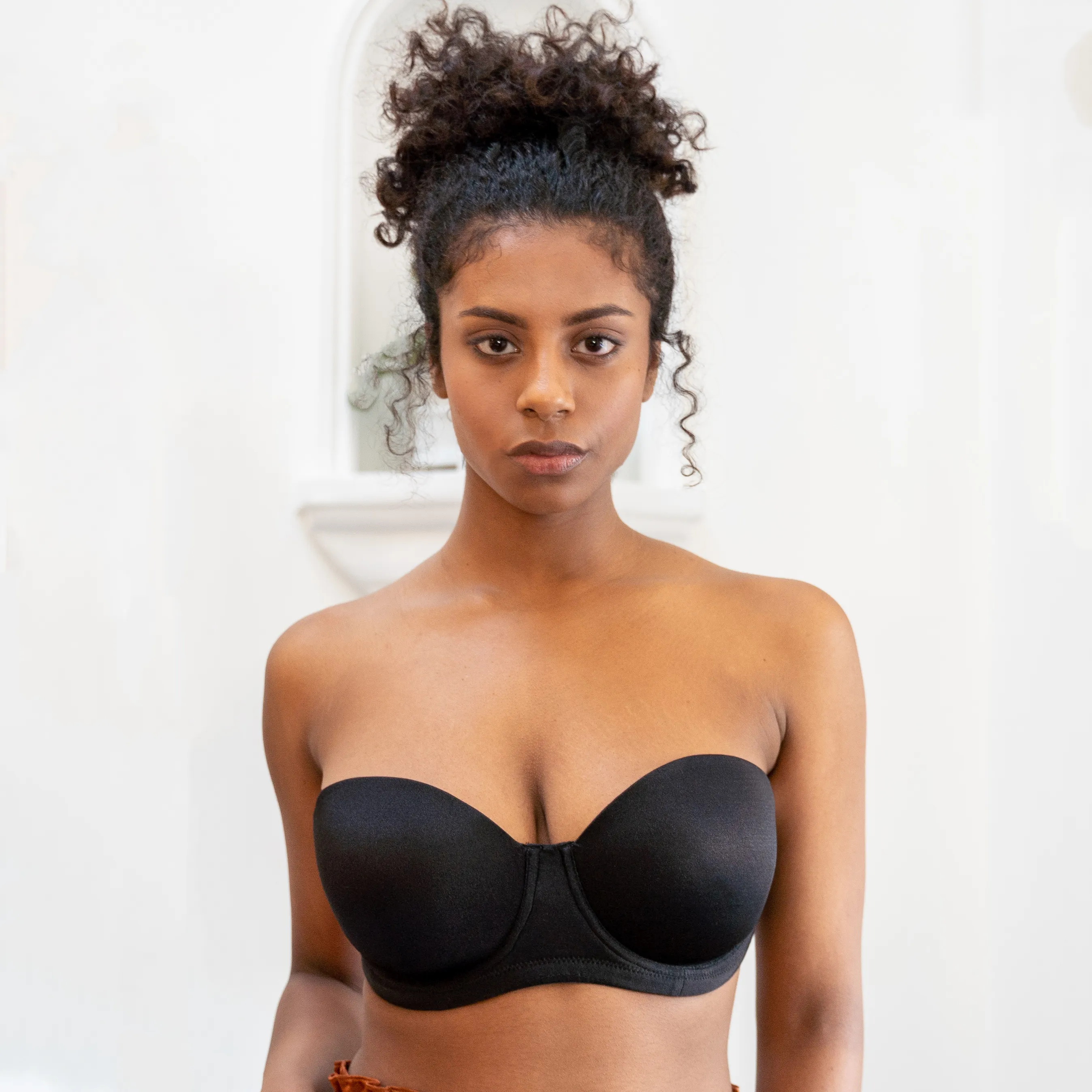 Angelina Strapless/Convertible Underwire Bra Cup - Black