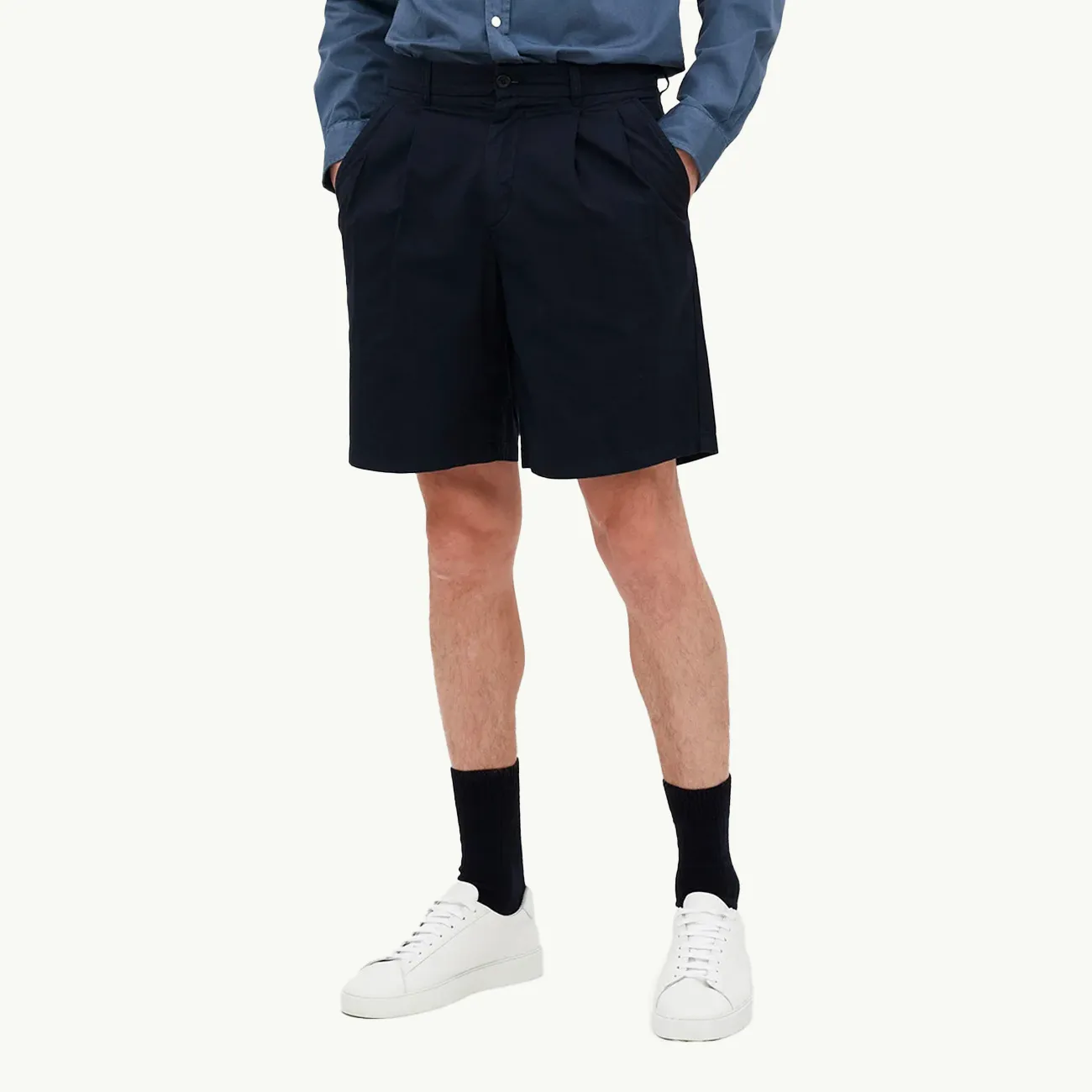 Benn Relaxed Typewriter Pleated Short - Dark Navy