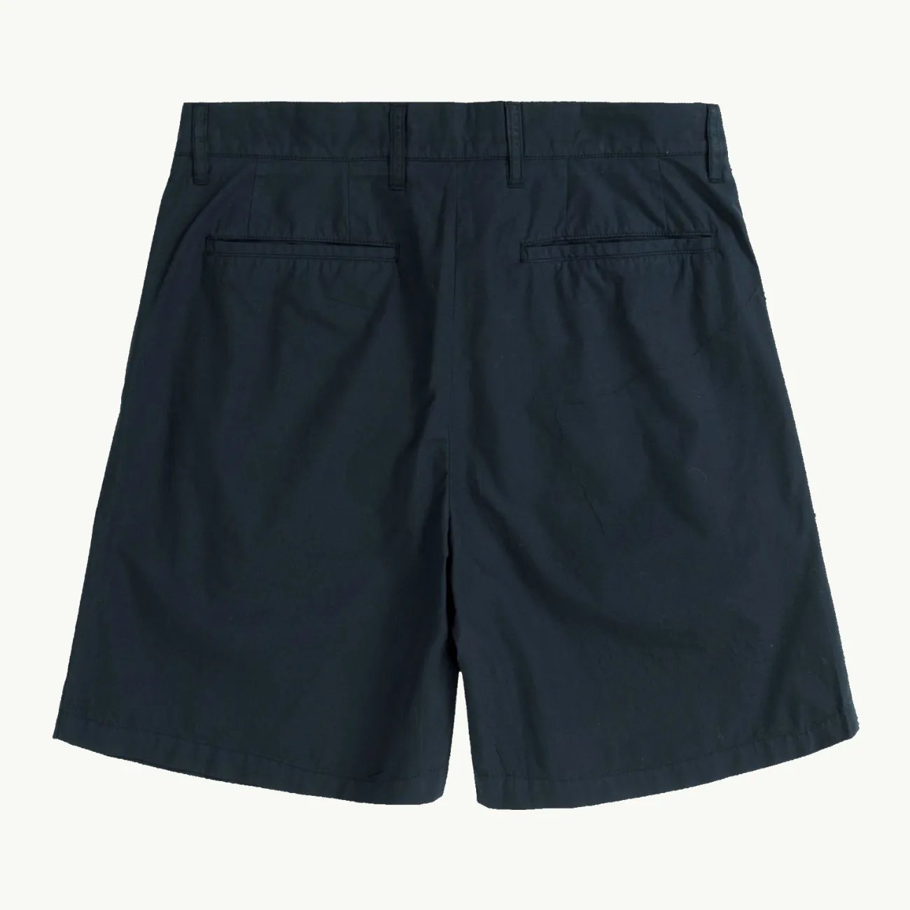 Benn Relaxed Typewriter Pleated Short - Dark Navy