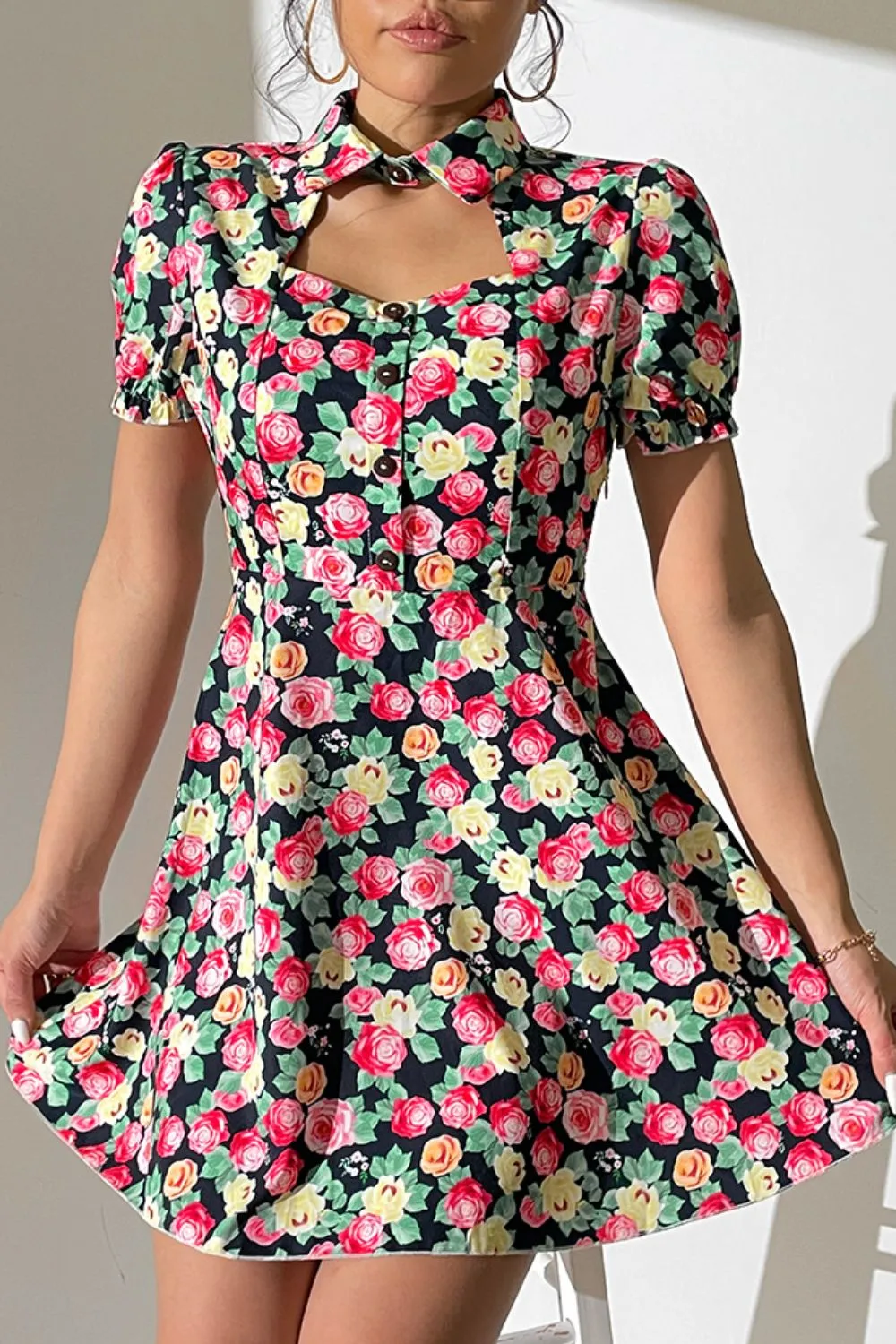 Chic Floral Cutout Dress: Perfect Summer Wedding Attire for Beach Guests & Party-Goers