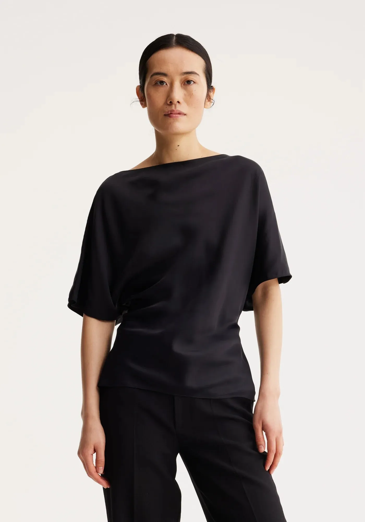 Fluid Satin Top - Noir Black