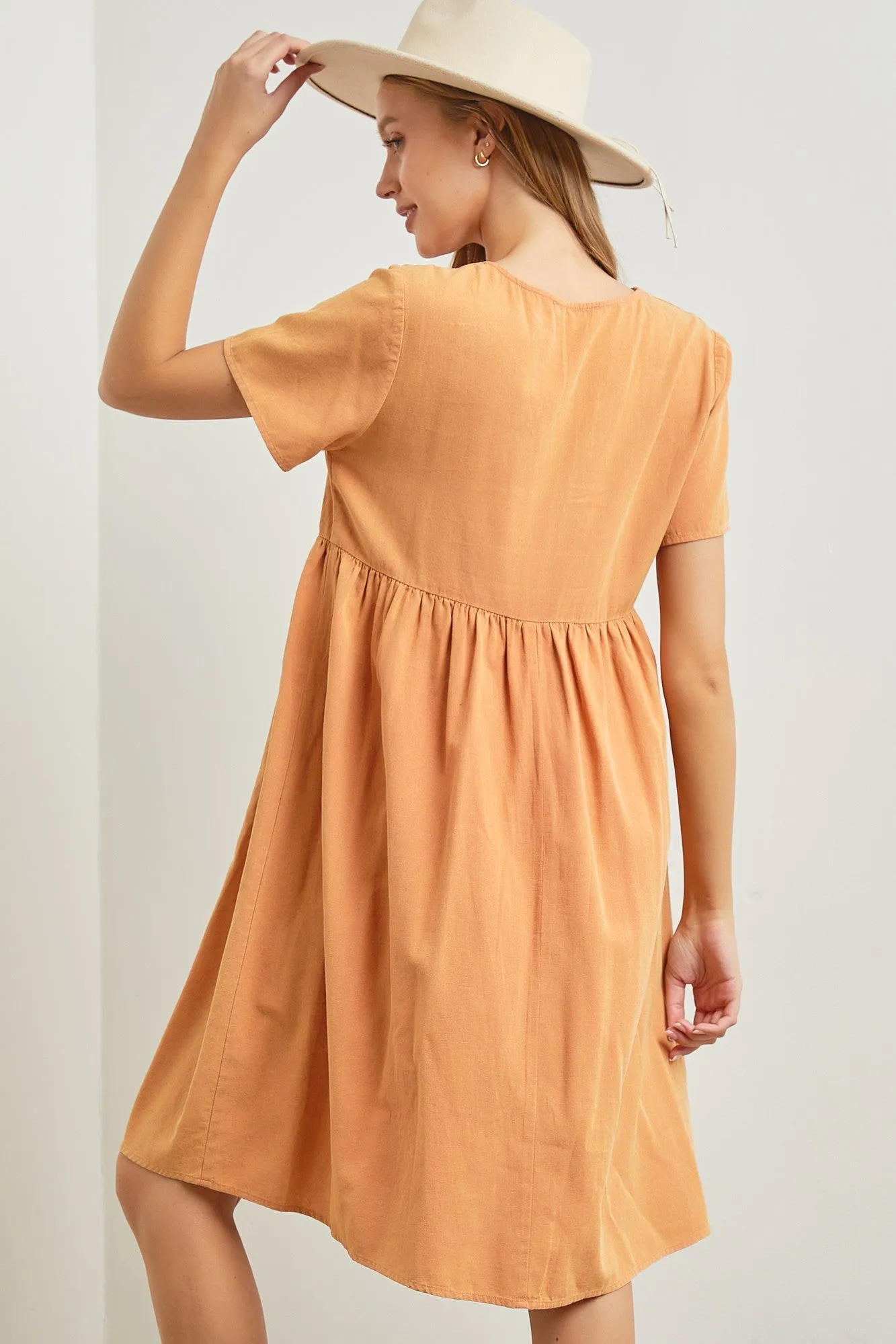 Sara Button Up Dress in Apricot