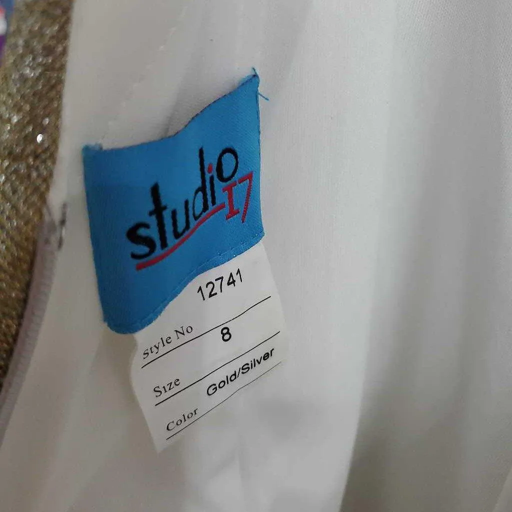 Studio 17 Formal 8