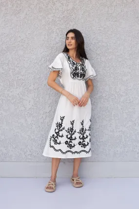 White cotton Tunic dress, embroidered kaftan dress, short tunic kaftan, cotton embroidered tunic dress, Summer tunic, vacation tunic, caftan